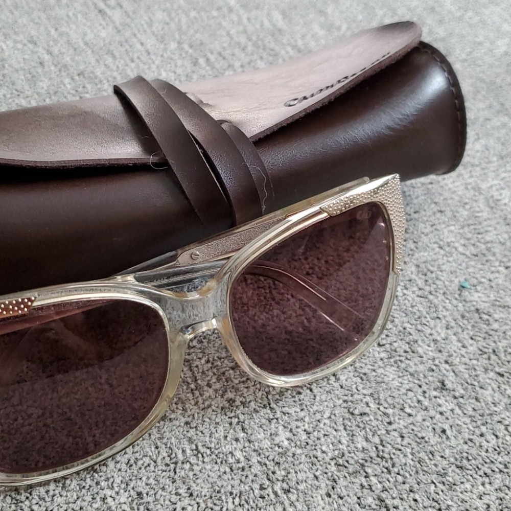 Sunglasses - Picture 2 of 4